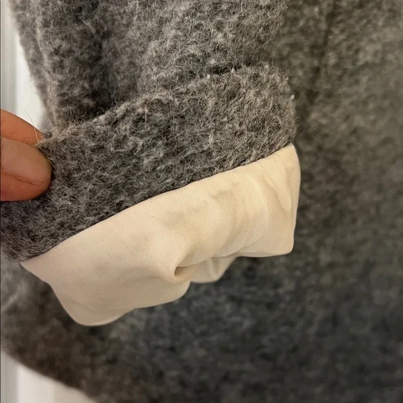 4/$20 Zara Gray Pea Coat with Cream Lining - Picture 5 of 7